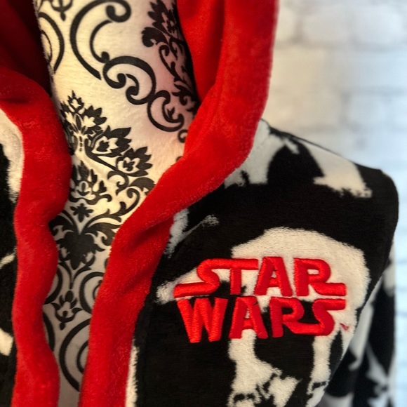 *GUC* Disney Store Kid's Star Wars Robe X-Wing Tie Fighter, Size: 7/8 - Picture 2 of 7